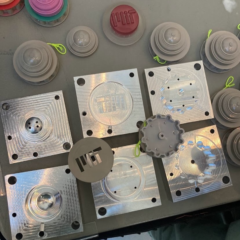 yo-yo molds and pieces